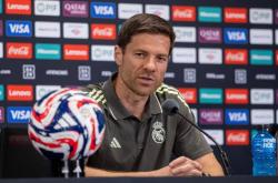 皇马防线困扰重重主帅寻求解决方案的简单介绍