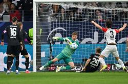 斯图加特客场大胜，实现连胜